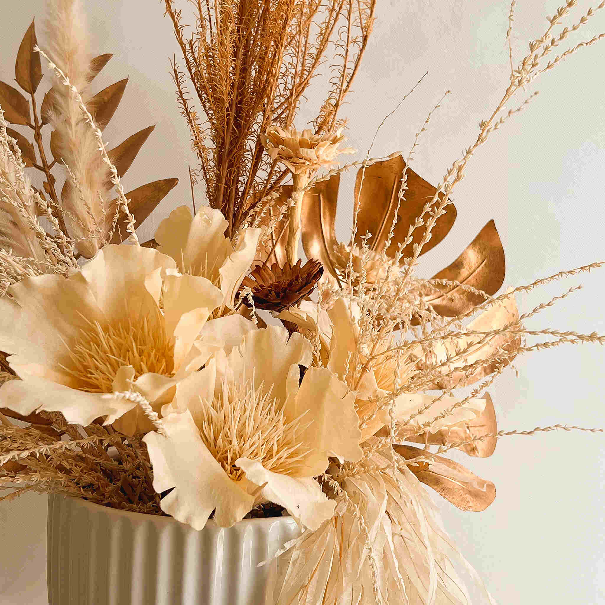 Blossom Faye Centrepiece